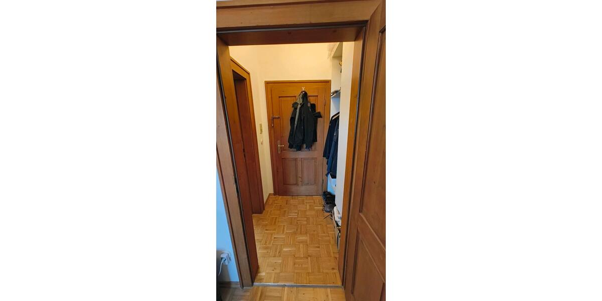 Etagenwohnung Ingolstadt - 1 Zimmer, 30 m&sup2;, 630&euro; | Angebot:25989112