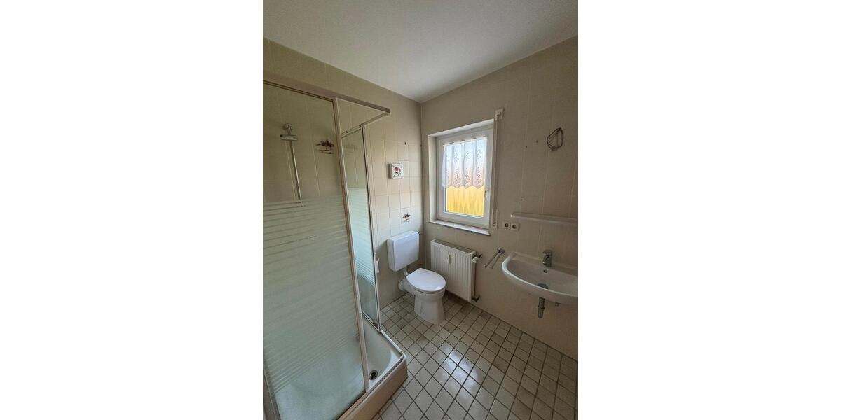 Dachgeschoßwohnung Idar-Oberstein Oberstein - 3 Zimmer, 92 m&sup2;, 600&euro; | Angebot:25780402