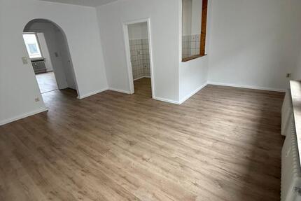Haus Wuppertal Gemarkung Barmen - 2 Zimmer, 68 m&sup2;, 680&euro; | Angebot:25937167