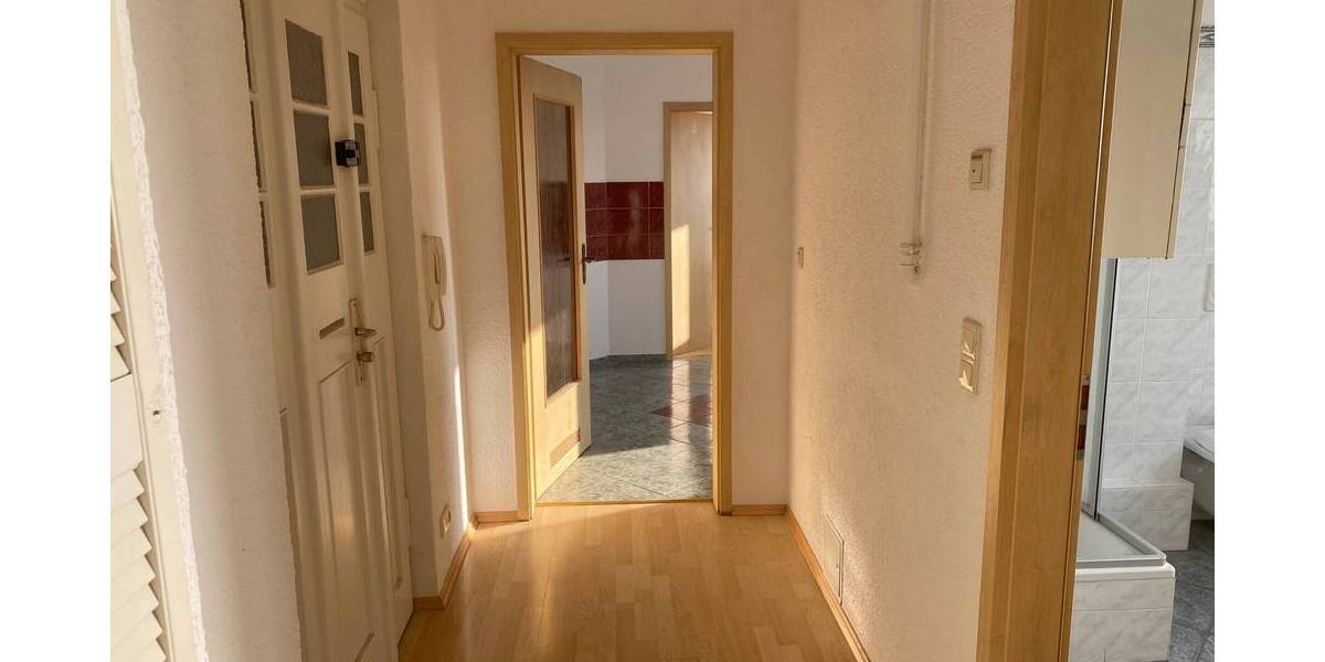 Zimmer Halle (Saale) Damaschkestraße - 2 Zimmer, 55 m&sup2;, 460&euro; | Angebot:26092449