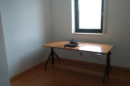 Zimmer für Studentin oder Azubi in Frauen Wohngemeinschaft (WG)