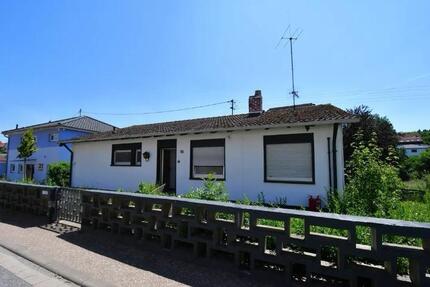 Haus Neuhemsbach - 9 Zimmer, 100 m&sup2;, 2.000&euro; | Angebot:25621463