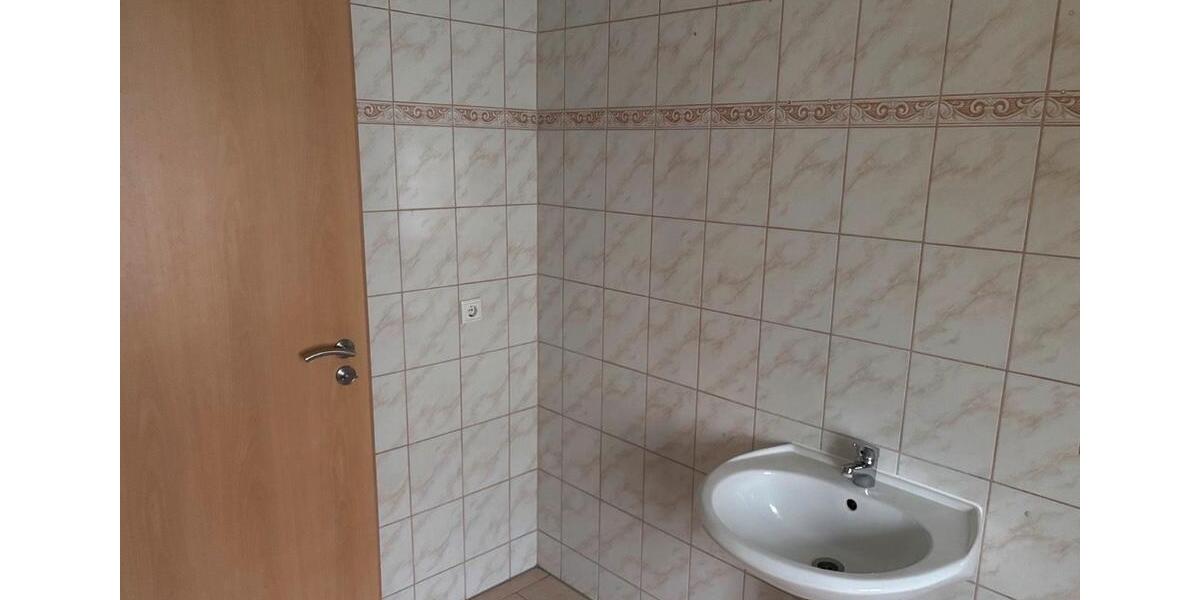 Etagenwohnung Sandersdorf-Brehna Brehna - 2 Zimmer, 61 m&sup2;, 360&euro; | Angebot:26031672