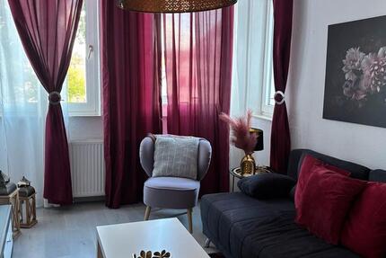 Wohnung Bremerhaven Mitte - 2 Zimmer, 48 m&sup2;, 700&euro; | Angebot:27692223