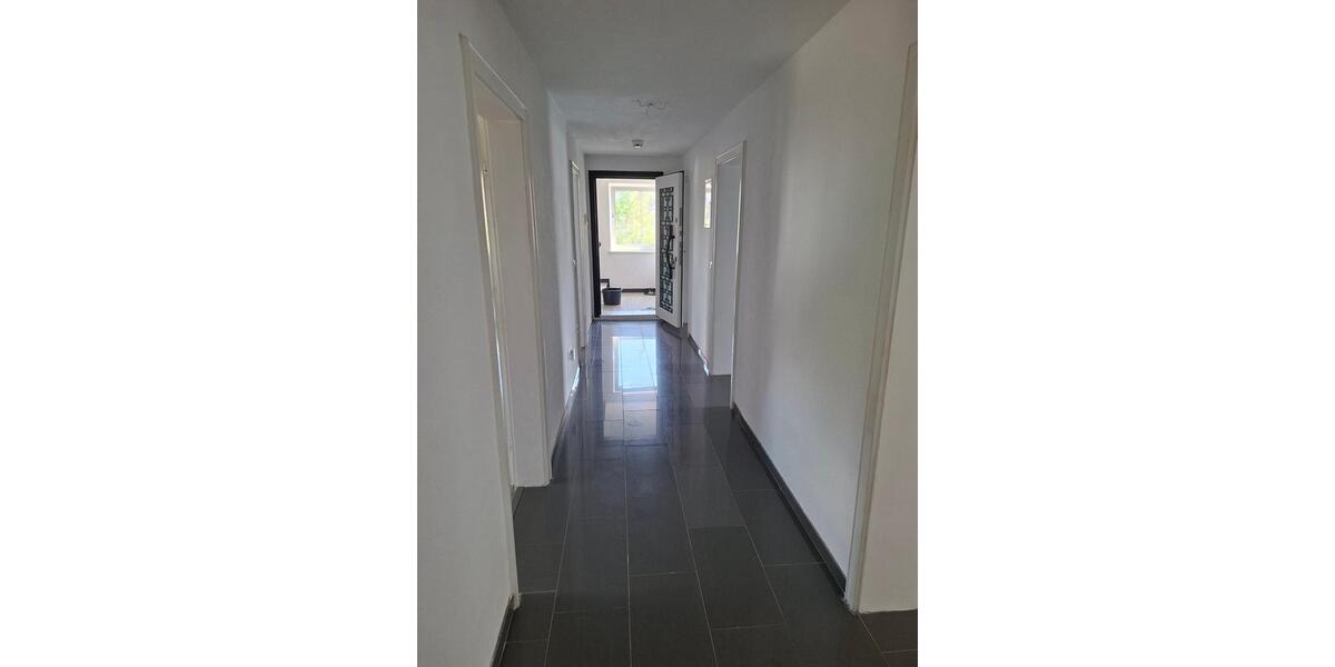 Etagenwohnung Westerheim - 4 Zimmer, 95 m&sup2;, 1.200&euro; | Angebot:26507638