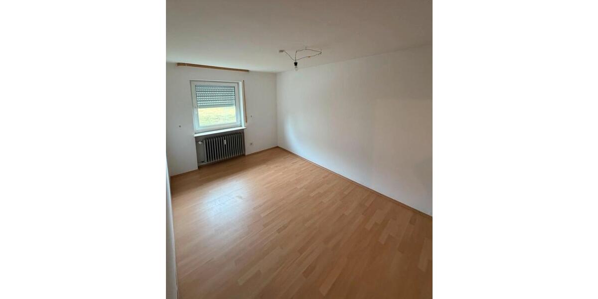 Erdgeschoßwohnung Wassertrüdingen - 3 Zimmer, 75 m&sup2;, 550&euro; | Angebot:25168432