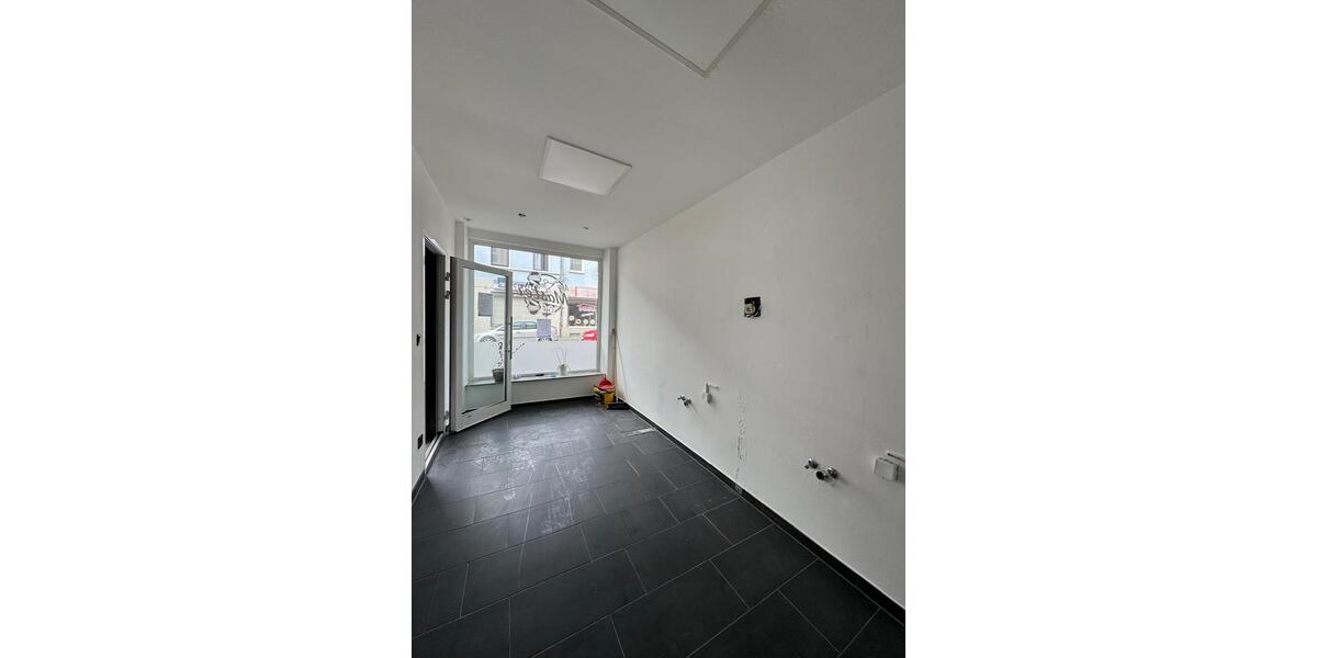 Gewerbeobjekt Krefeld - 900&euro; | Angebot:26637664