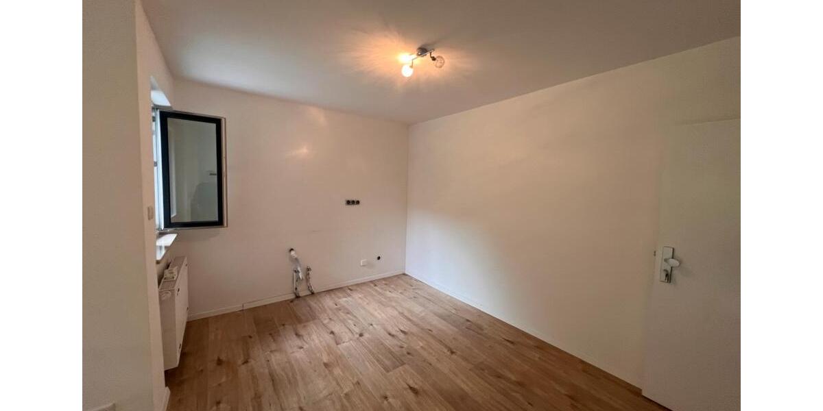 Erdgeschoßwohnung Oberdolling - 1 Zimmer, 500&euro; | Angebot:23578224