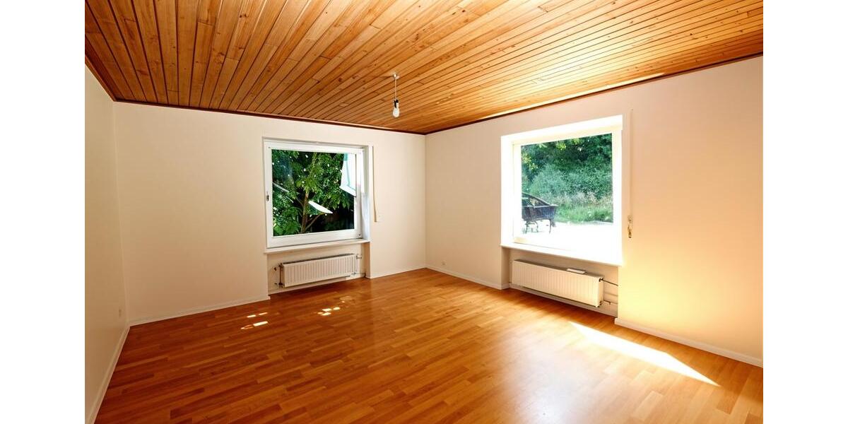 Erdgeschoßwohnung Landau an der Isar - 3 Zimmer, 103 m&sup2;, 900&euro; | Angebot:26663378