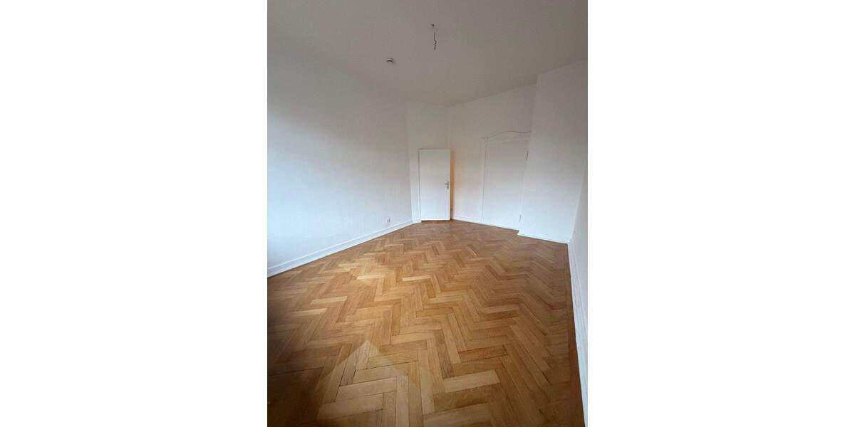Etagenwohnung Nürnberg Muggenhof - 5 Zimmer, 120 m&sup2;, 1.200&euro; | Angebot:24967114