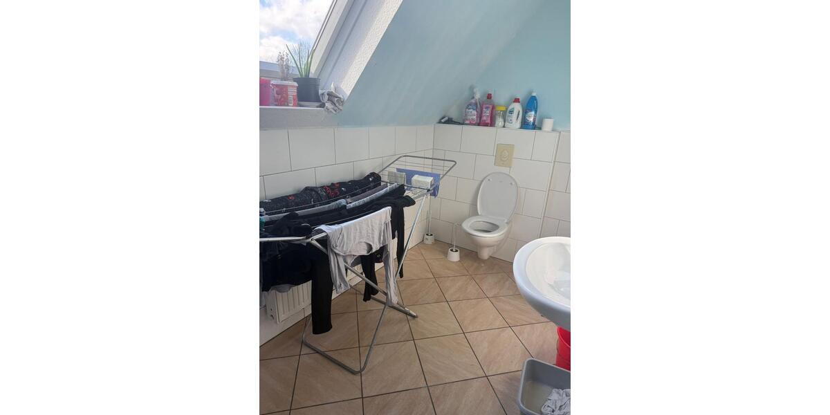 Dachgeschoßwohnung Friedeburg - 3 Zimmer, 80 m&sup2;, 600&euro; | Angebot:26347980
