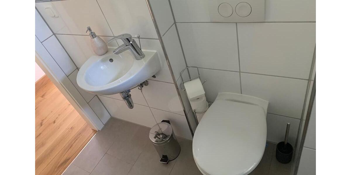 Wohnen auf Zeit Broderstorf - 4 Zimmer, 120 m&sup2;, 33&euro; | Angebot:22627691