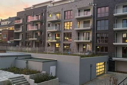 Wohnung zum Mieten in Mönchengladbach 1.131,13 € 87 m² 3 zimmer