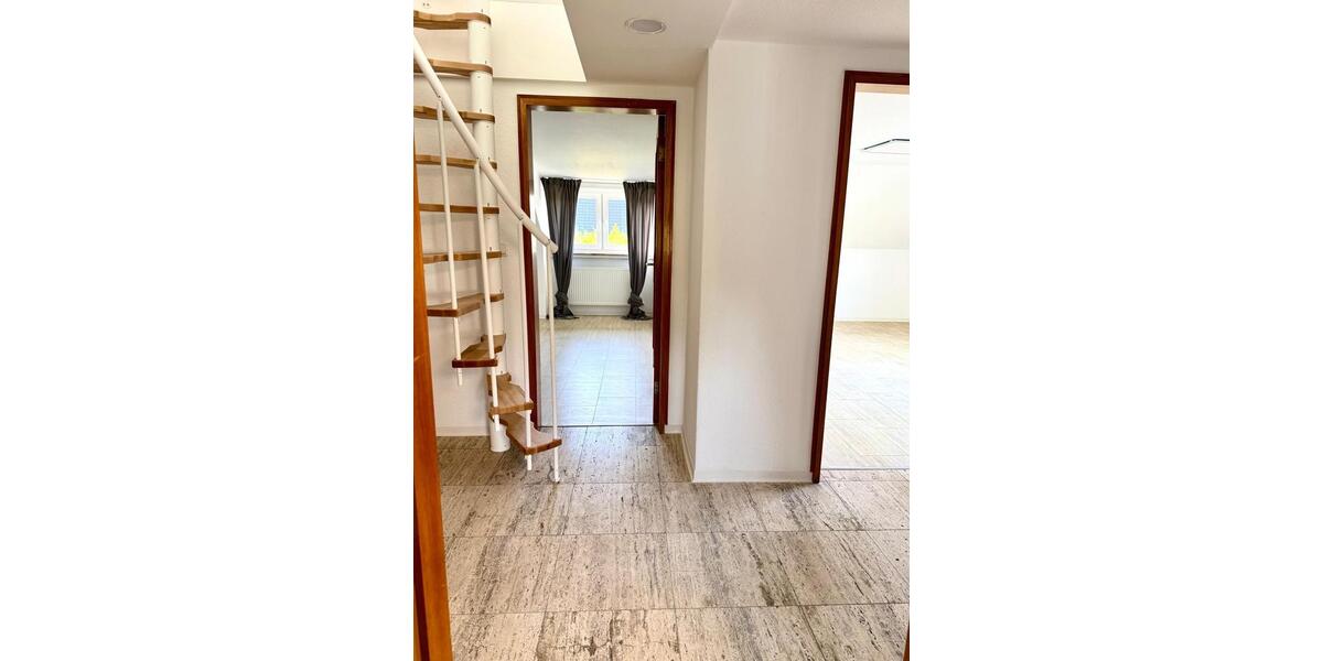 Maisonettenwohnung Osnabrück Hellern - 3 Zimmer, 80 m&sup2;, 1.180&euro; | Angebot:26136418