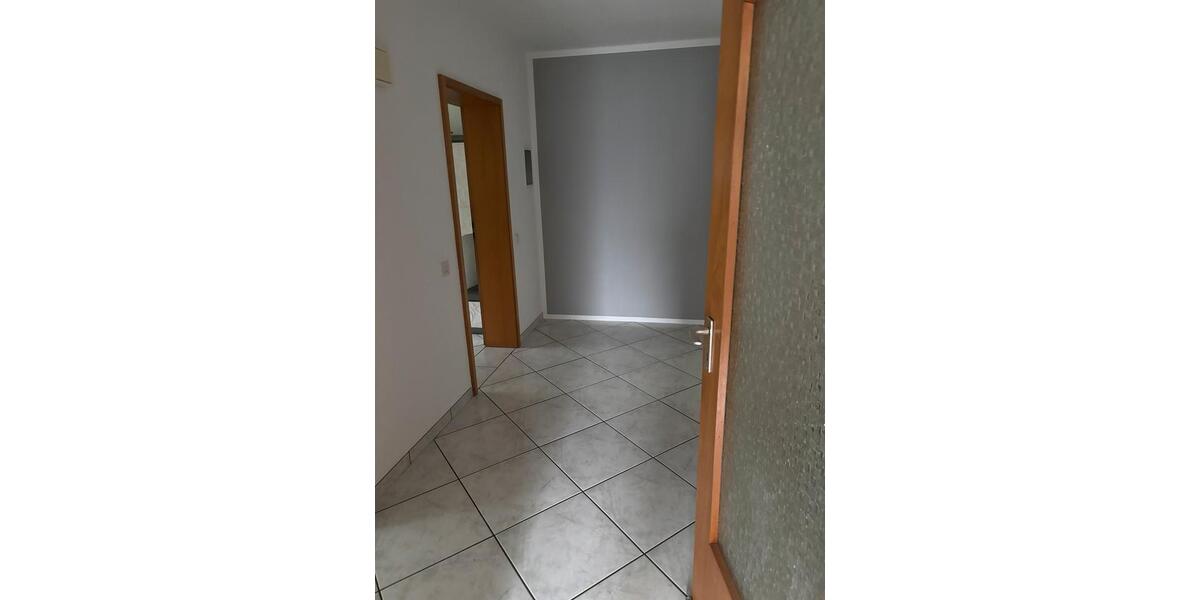 Erdgeschoßwohnung Morsbach - 2 Zimmer, 90 m&sup2;, 670&euro; | Angebot:25936370