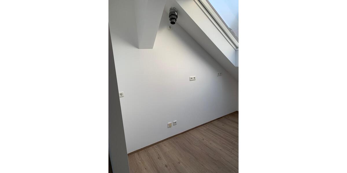 Dachgeschoßwohnung Gummersbach Berstig Süd - 4 Zimmer, 78 m&sup2;, 860&euro; | Angebot:26686425