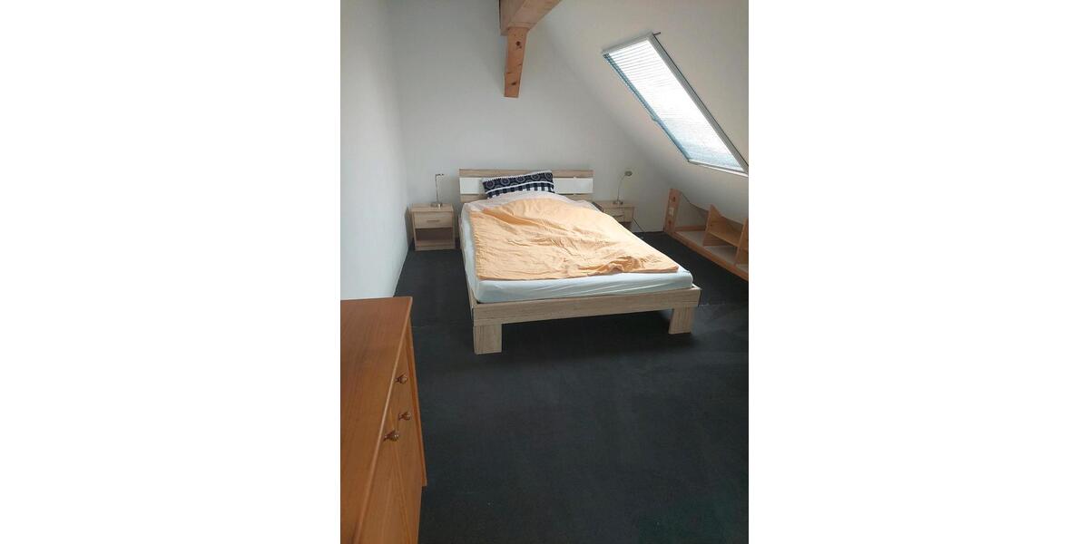 Dachgeschosswohnung 2 zimmer