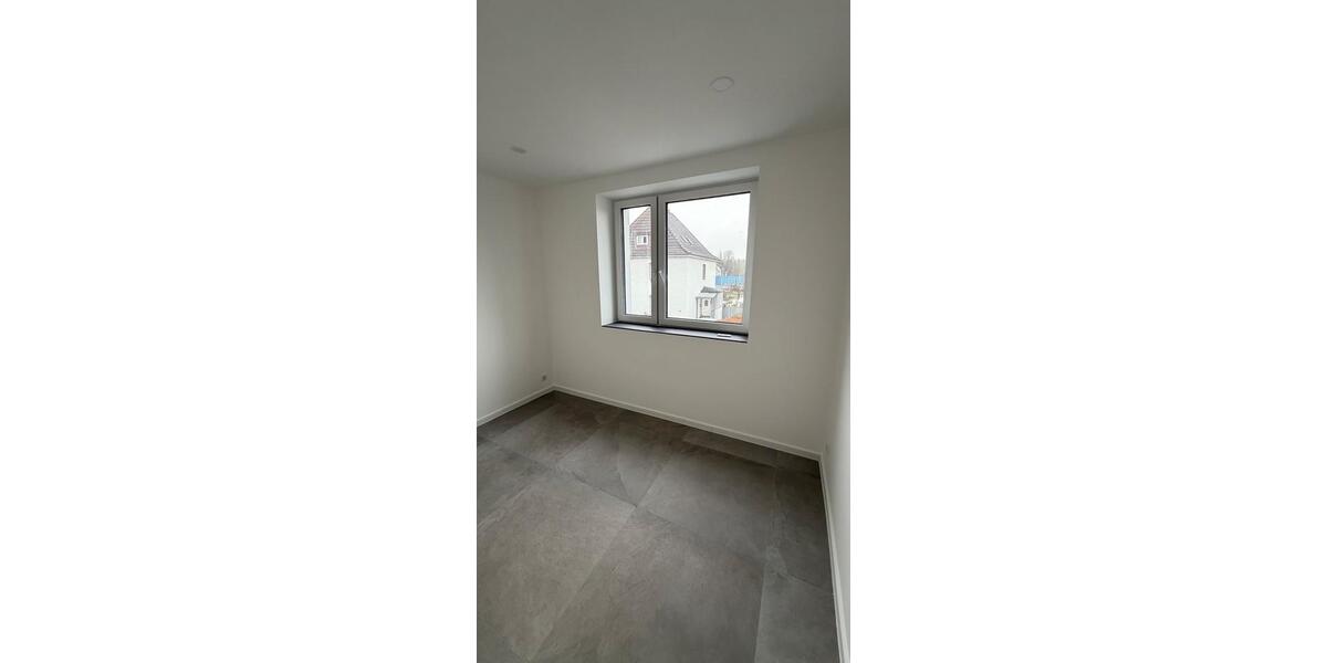 Exklusive 4-Zimmer-Wohnung mit 25 m² Balkon & Fußbodenheizung 4 zimmer