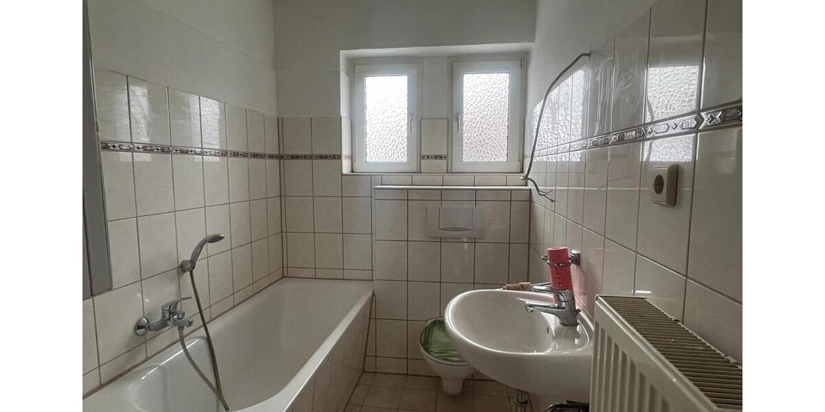 Etagenwohnung Frohburg - 4 Zimmer, 75 m&sup2;, 500&euro; | Angebot:24490814