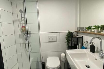 Privates, voll möbliertes Zimmer im Coliving-Haus mitten im Zentrum Düsseldofs 1 zimmer