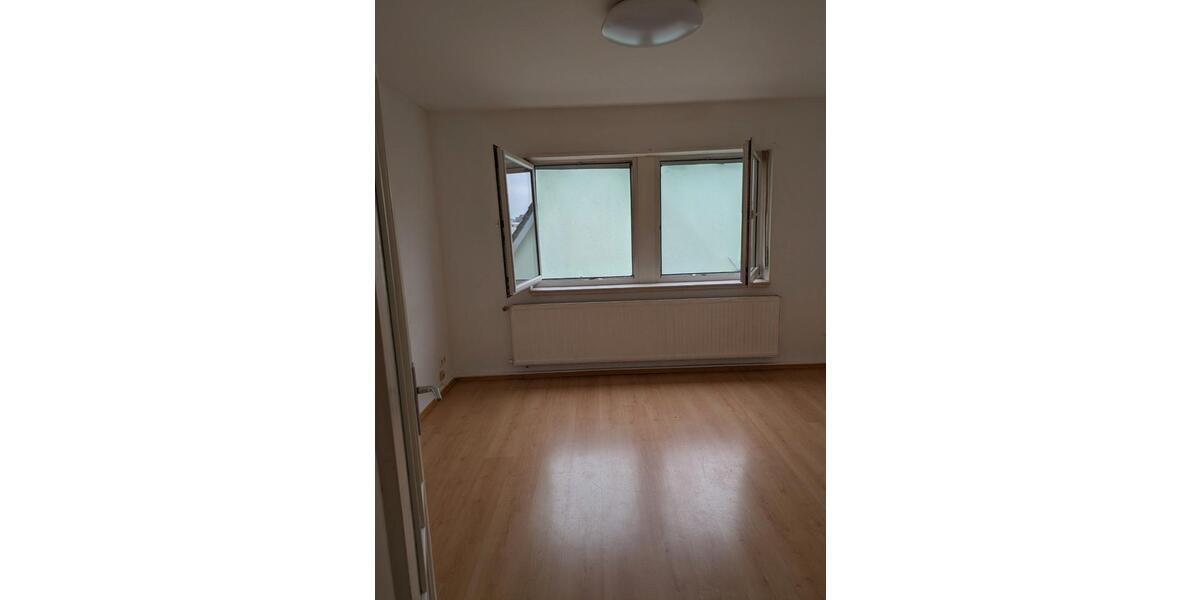 Dachgeschoßwohnung Landau in der Pfalz - 2 Zimmer, 50 m&sup2;, 550&euro; | Angebot:26689072