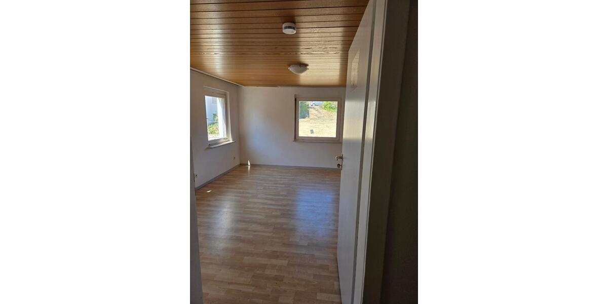 Wohnen auf Zeit Nürtingen - 1 Zimmer, 14 m&sup2;, 380&euro; | Angebot:26495036