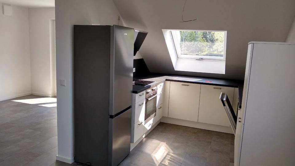 Dachgeschoßwohnung Fellbach - 3 Zimmer, 70 m&sup2;, 1.400&euro; | Angebot:24982600