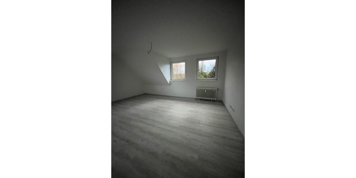 Dachgeschoßwohnung Goslar OS Hahnenklee-Bockswiese - 4 Zimmer, 87 m&sup2;, 630&euro; | Angebot:24443658