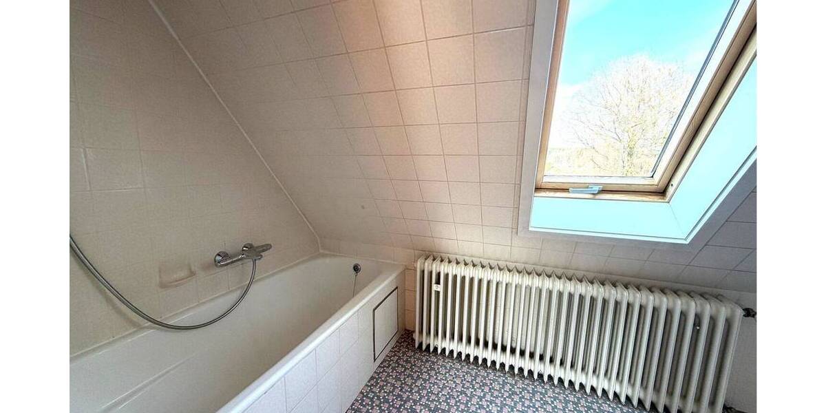 Etagenwohnung Fischach - 6 Zimmer, 145 m&sup2;, 1.150&euro; | Angebot:26128202