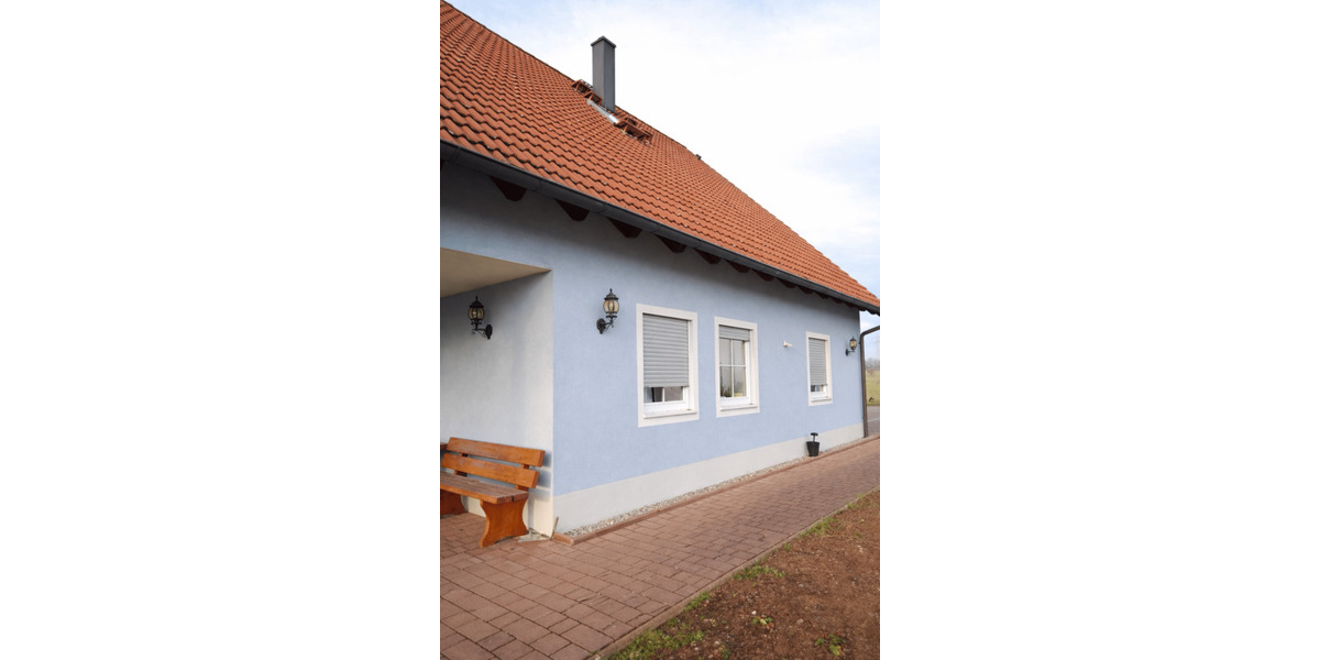 Etagenwohnung Pommersfelden Stolzenroth - 5 Zimmer, 181 m&sup2;, 1.300&euro; | Angebot:26616561