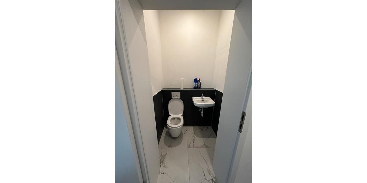 Großzügige 4-Zimmer-Wohnung mit Einfahrt in Stromberg 4 zimmer