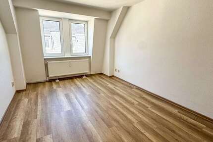 Wohnung Aue Aue - 3 Zimmer, 61 m&sup2;, 315&euro; | Angebot:27086387