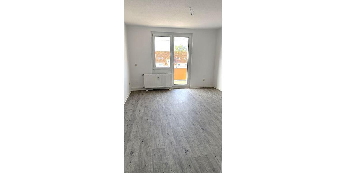 Etagenwohnung Aschersleben - 3 Zimmer, 61 m&sup2;, 334&euro; | Angebot:26686266