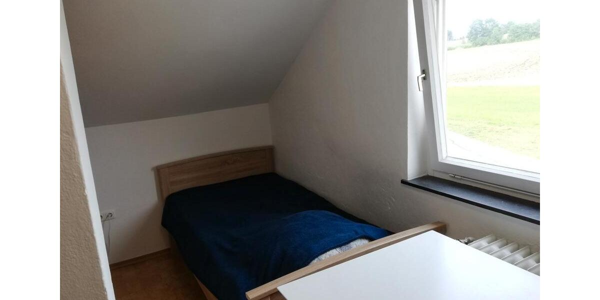 Dachgeschoßwohnung Freyung - 1 Zimmer, 28 m&sup2;, 300&euro; | Angebot:26491418