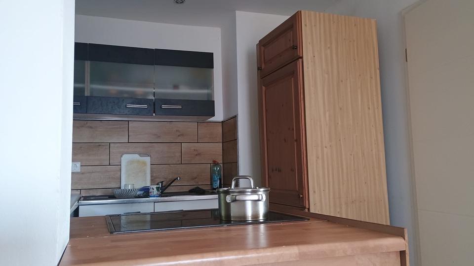 Etagenwohnung Neuötting - 2 Zimmer, 80 m&sup2;, 1.000&euro; | Angebot:25353290