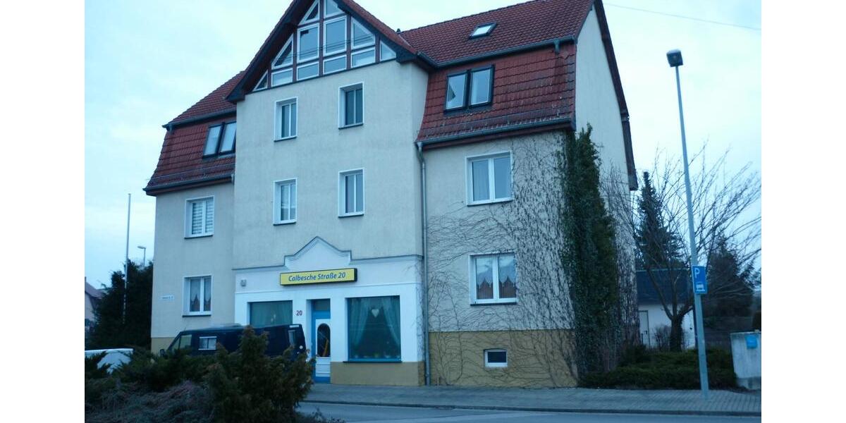 Etagenwohnung Schönebeck (Elbe) - 3 Zimmer, 72 m&sup2;, 370&euro; | Angebot:25992965