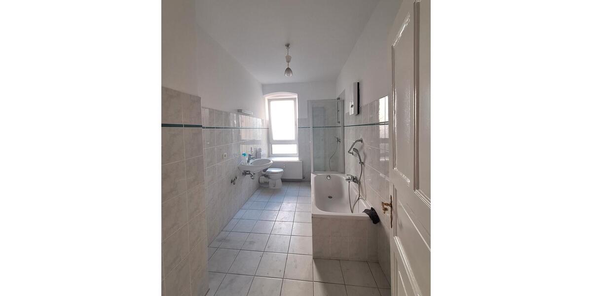 Etagenwohnung Flensburg Altstadt - 4 Zimmer, 93 m&sup2;, 860&euro; | Angebot:26443864