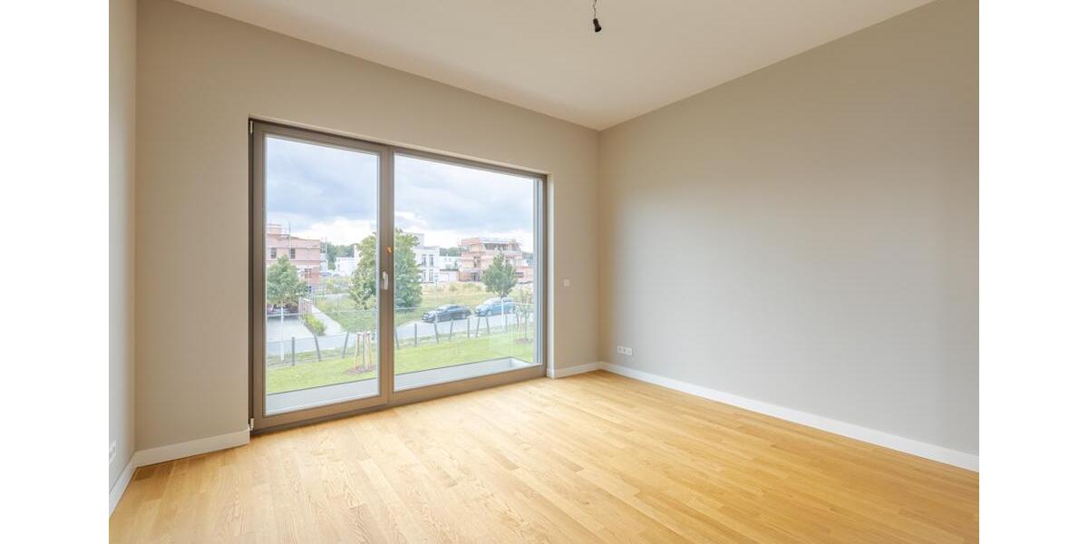 Etagenwohnung Potsdam - 2 Zimmer, 110 m&sup2;, 2.200&euro; | Angebot:24718792