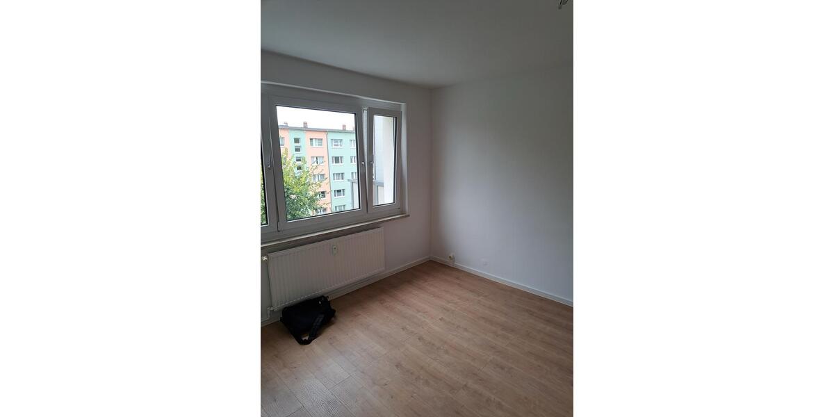 Etagenwohnung Bad Lausick - 2 Zimmer, 47 m&sup2;, 350&euro; | Angebot:22782902
