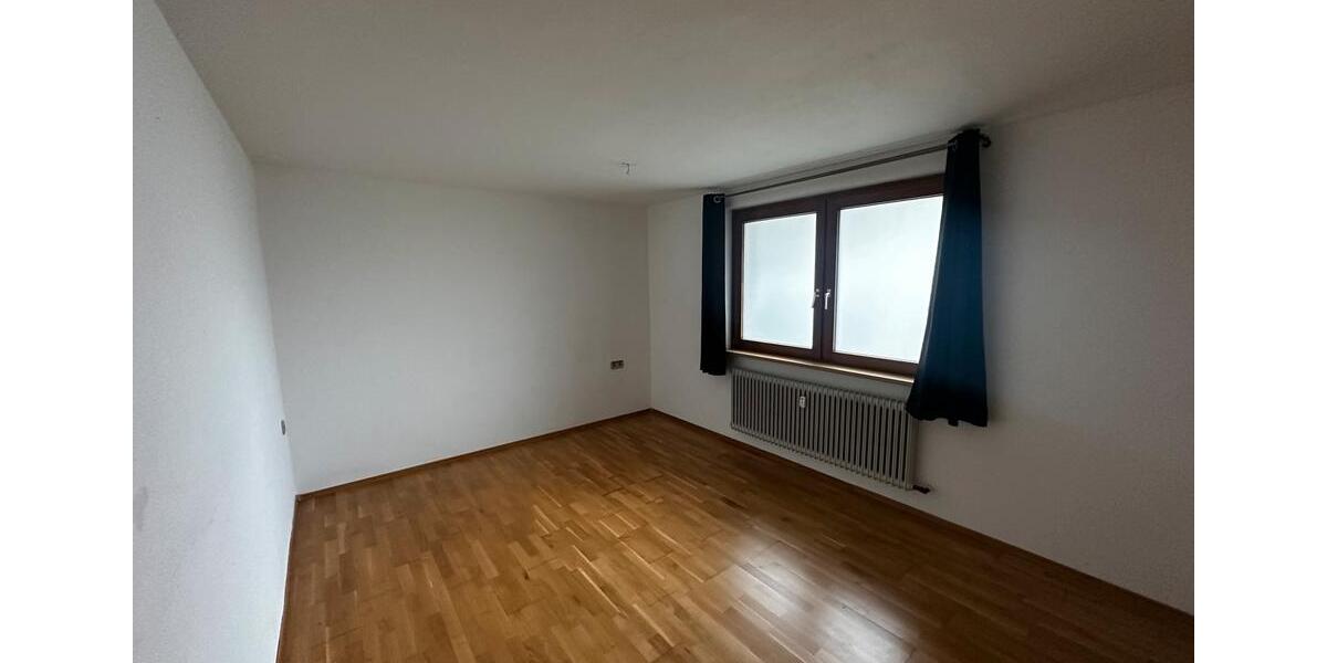 Etagenwohnung Schramberg Tennenbronn - 4 Zimmer, 98 m&sup2;, 800&euro; | Angebot:24472397