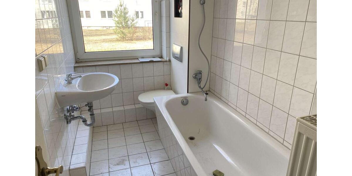 Etagenwohnung Forst (Lausitz) - 1 Zimmer, 40 m&sup2;, 197&euro; | Angebot:26004935