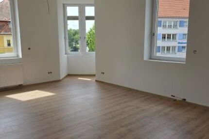 Villenstil, zentrumsnah 6-Zimmer-Wohnung in 97421 Schweinfurt (ID 1532)