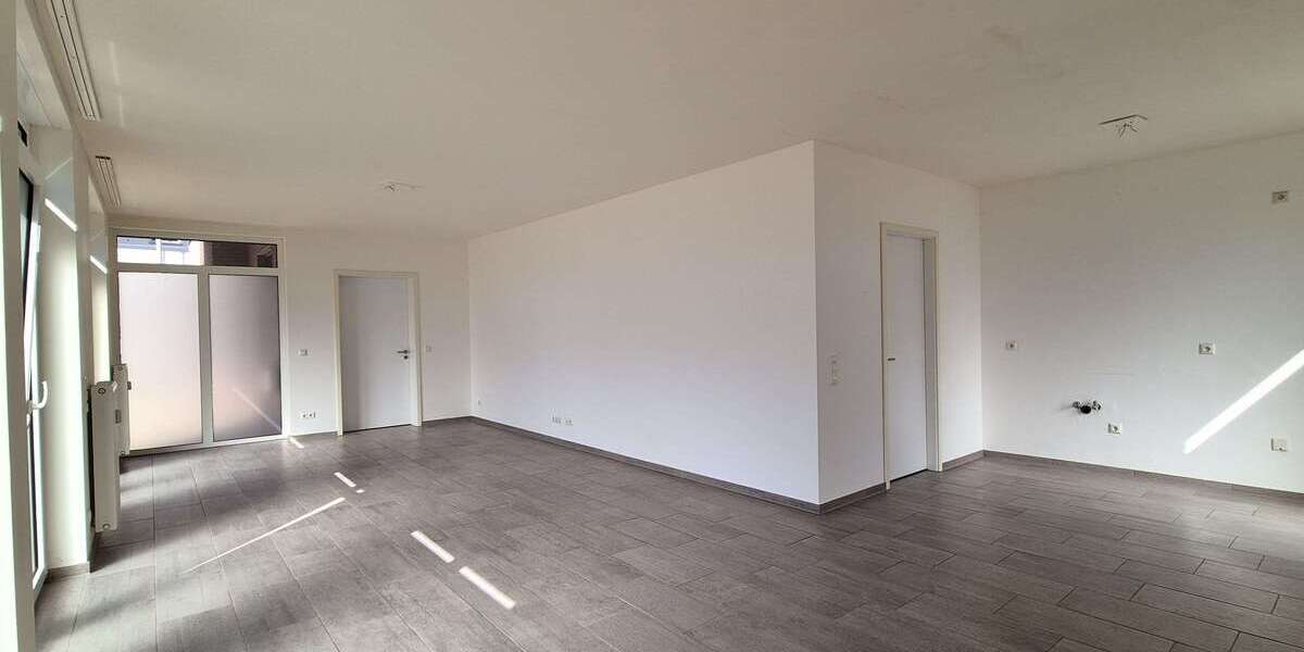 Etagenwohnung Heinsbergg Straeten - 3 Zimmer, 100 m&sup2;, 1.200&euro; | Angebot:27219296