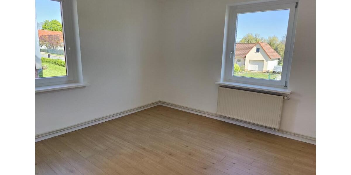 Erdgeschoßwohnung Gröningen - 3 Zimmer, 60 m&sup2;, 390&euro; | Angebot:26405031