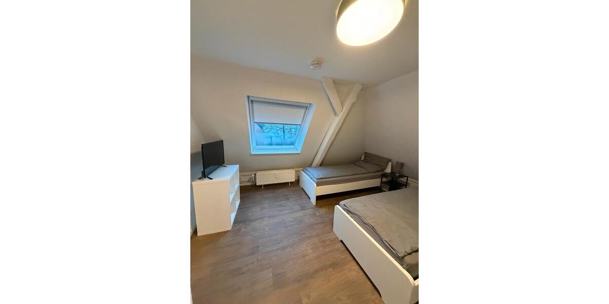 Wohnen auf Zeit Hannover - 5 Zimmer, 102 m&sup2;, 20&euro; | Angebot:25108195