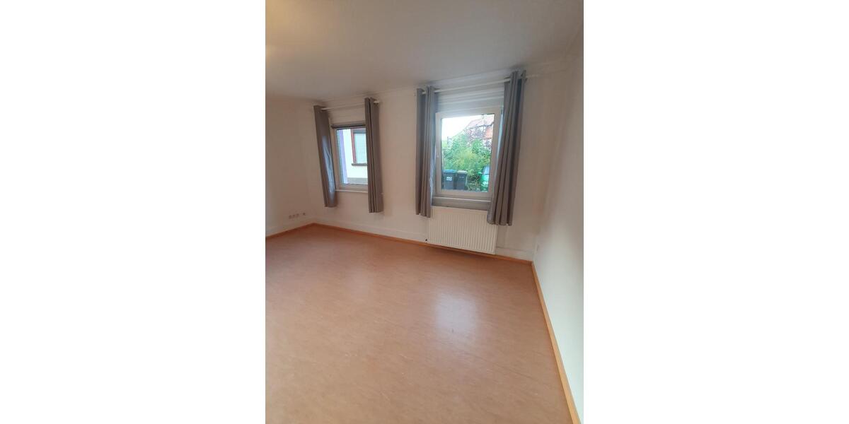 Erdgeschoßwohnung Bad Urach - 3 Zimmer, 76 m&sup2;, 850&euro; | Angebot:26020871