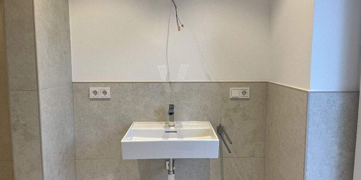 Etagenwohnung Paderborn Kernstadt - 2 Zimmer, 98 m&sup2;, 1.400&euro; | Angebot:24700558