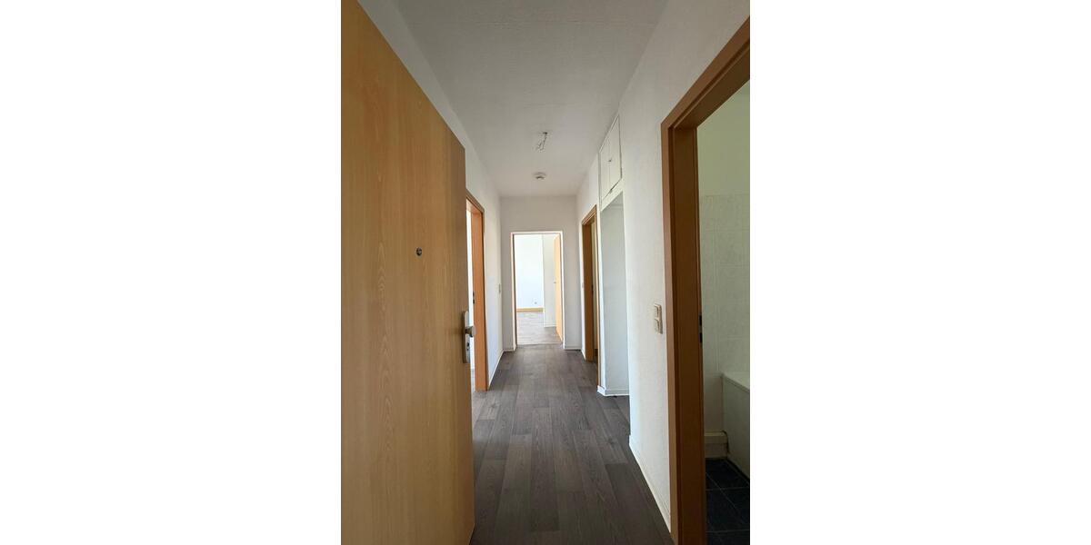 Etagenwohnung Gräfenhainichen - 3 Zimmer, 59 m&sup2;, 380&euro; | Angebot:26490789
