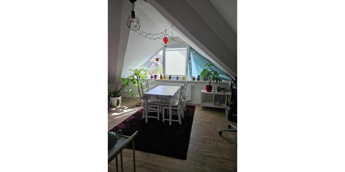 Dachgeschoßwohnung Bad Zwischenahn - 2 Zimmer, 77 m&sup2;, 1.020&euro; | Angebot:26387248
