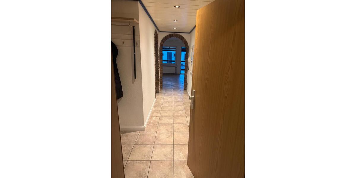 4-Zimmer-Wohnung mit Terrasse & Garage – Bergheim-Zieverich 4 zimmer